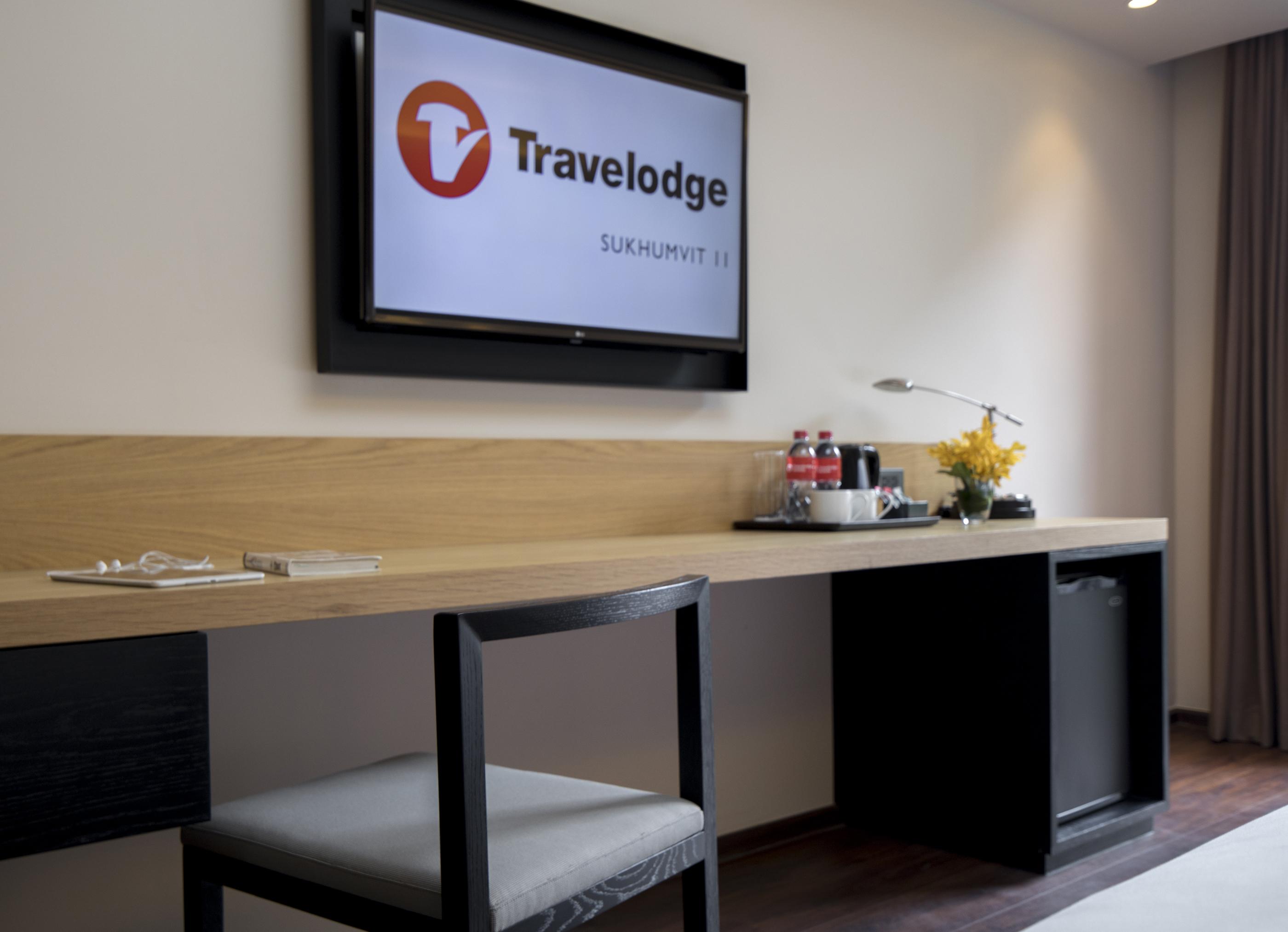 Travelodge Sukhumvit 11 Бангкок Экстерьер фото