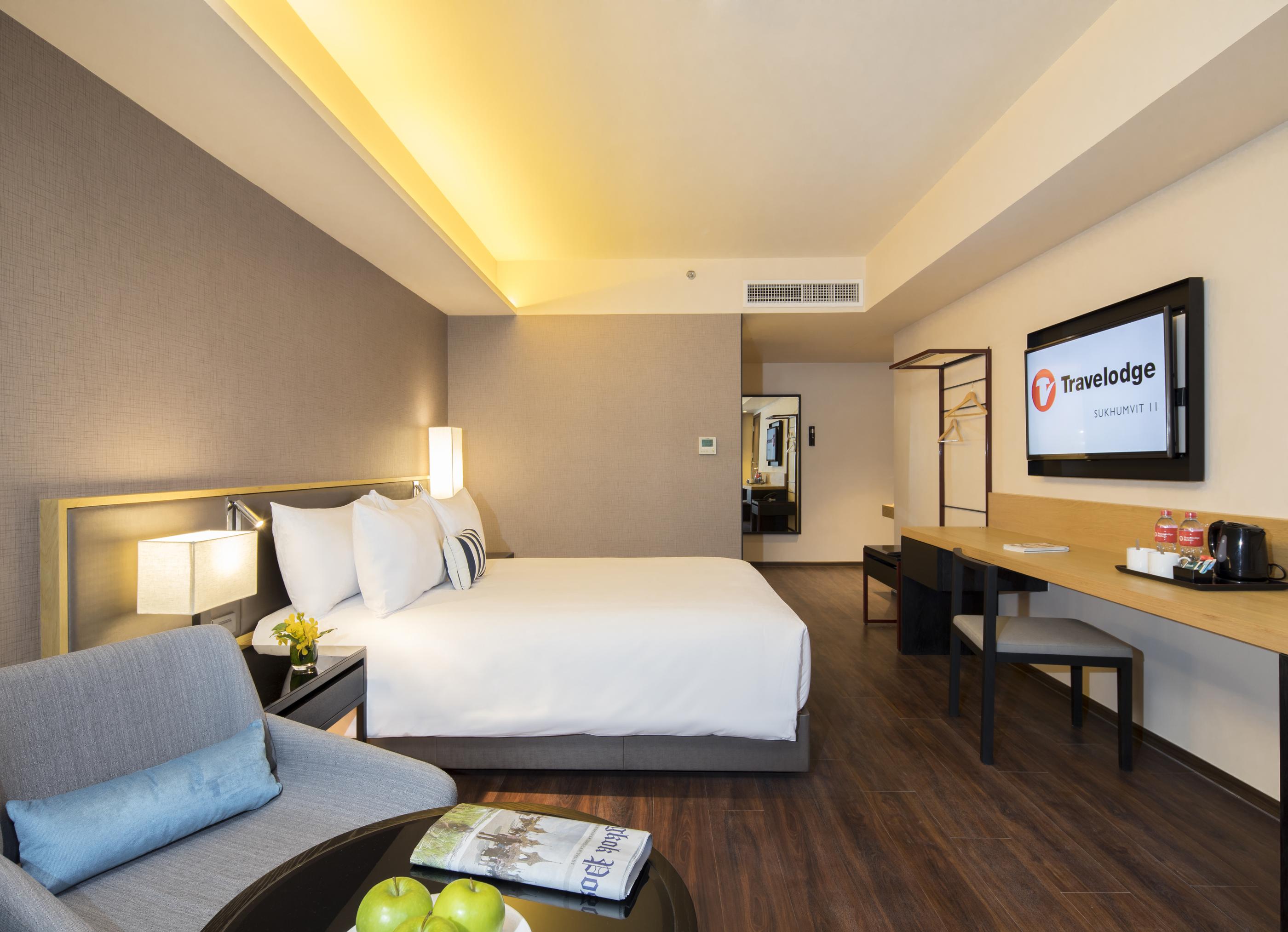 Travelodge Sukhumvit 11 Бангкок Экстерьер фото