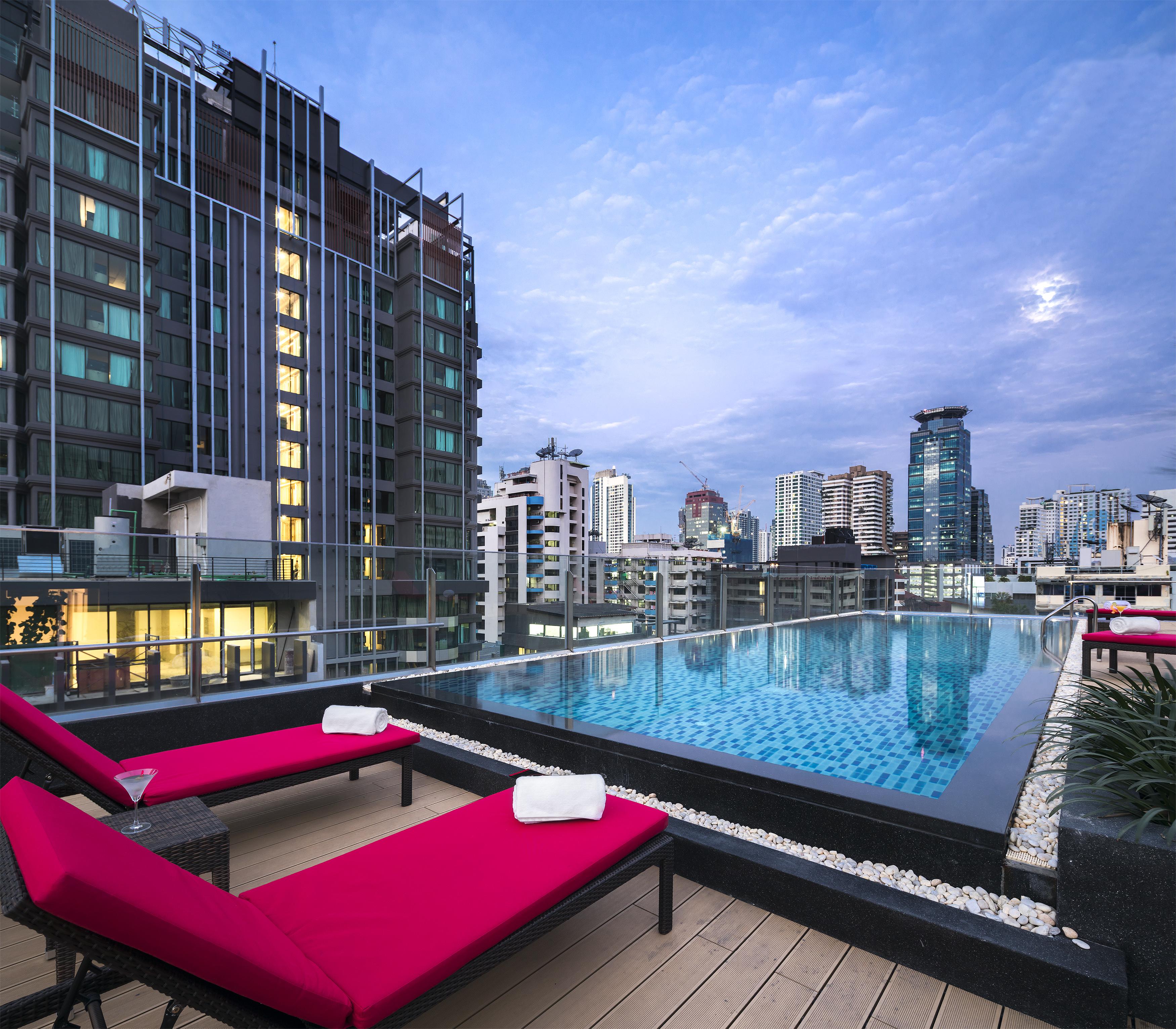 Travelodge Sukhumvit 11 Бангкок Экстерьер фото