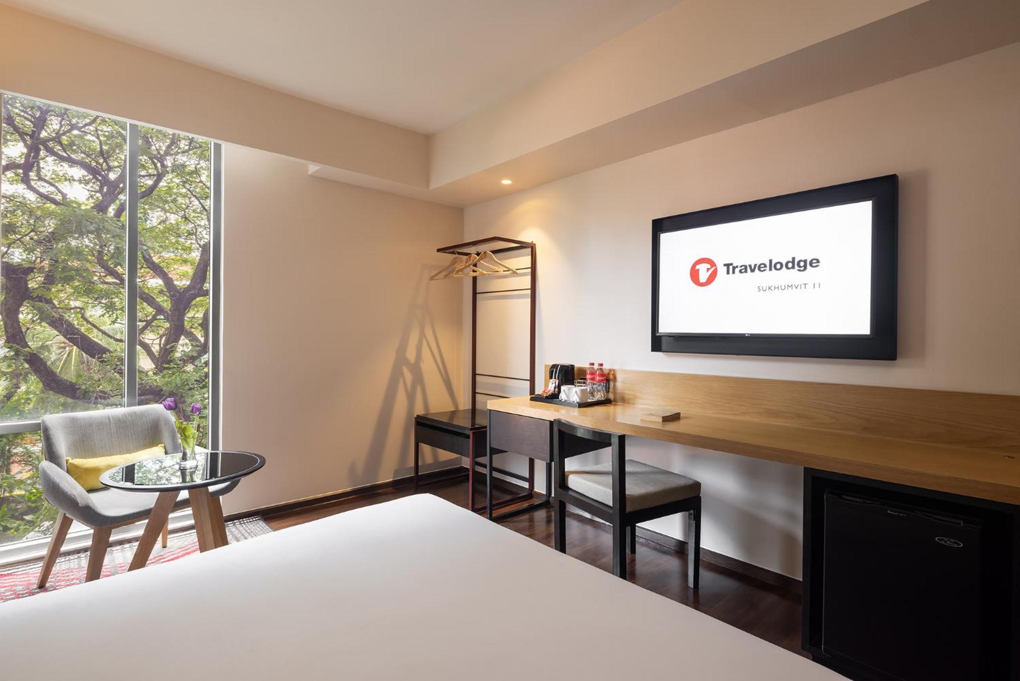 Travelodge Sukhumvit 11 Бангкок Экстерьер фото