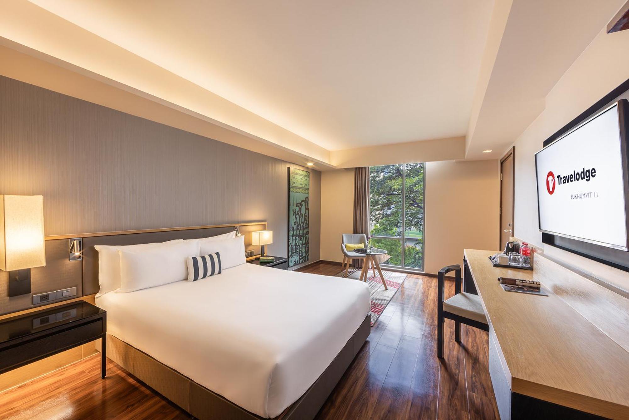 Travelodge Sukhumvit 11 Бангкок Экстерьер фото